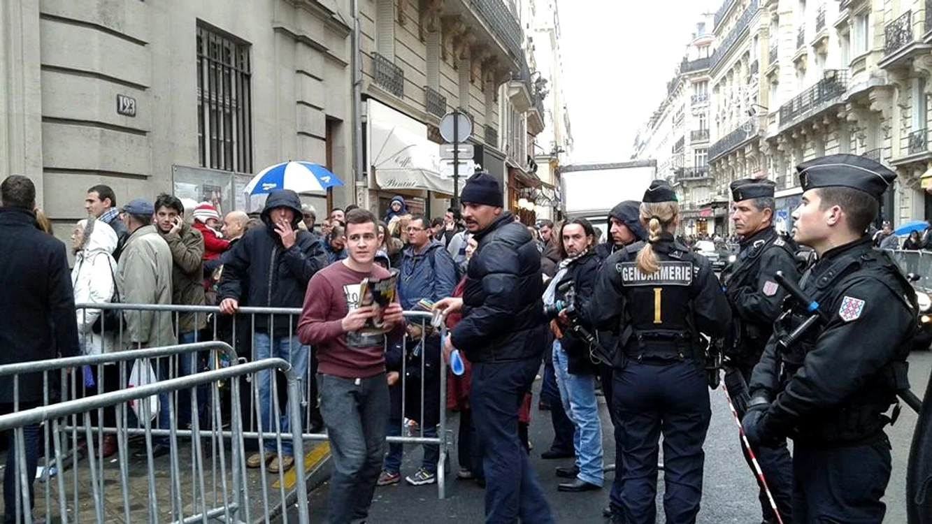 Jurnalul unui singur vot, la Paris jpeg