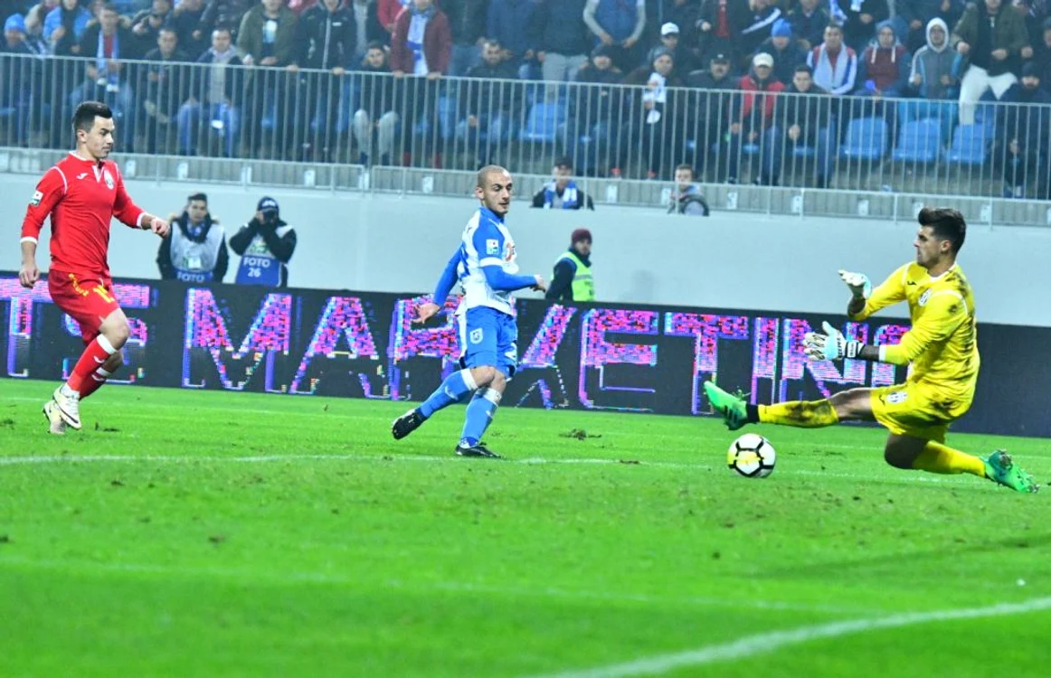 Mitriţă marchează primul gol al Craiovei pe noul stadion FOTO Mediafax