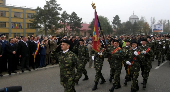 Pe durata defilării au fost instituite restricţii de circulaţie