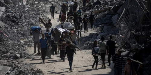 Palestinieni revin la casele lor după armistițiu Khan Yunis FOTO EPA EFE jpg