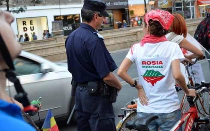 Romanii au simtit ca protestele stradale din ultima saptamana reprezinta “o oportunitate de aur” sa isi strige problemele asa cum nu puteau inainte