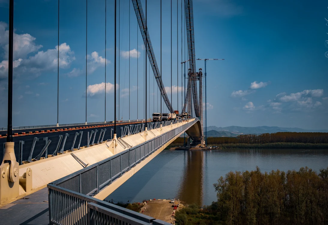 Podul peste Dunăre de la Brăila FOTO: Radu Aramă