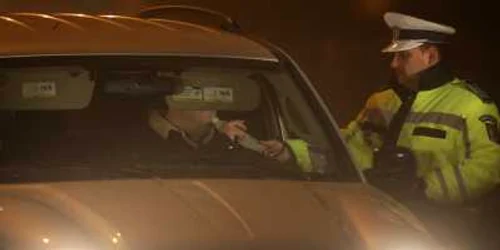 O parte dintre şoferi au rămas fără permis pentru că au condus sub influenţa băuturilor alcoolice