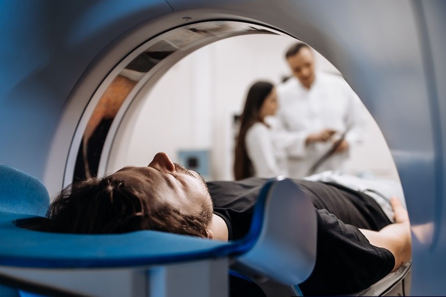 Teama expunerii la radiații în investigațiile imagistice medicale dispare prin tehnologia Low Dose. Care sunt beneficiile oferite de inovațiile în medicină?