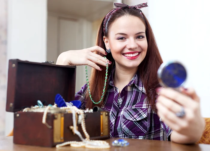 
    Piatra potrivită fiecărei zodii - Clasificare pentru semne de foc, pământ, aer și apăfoto: 123RF  