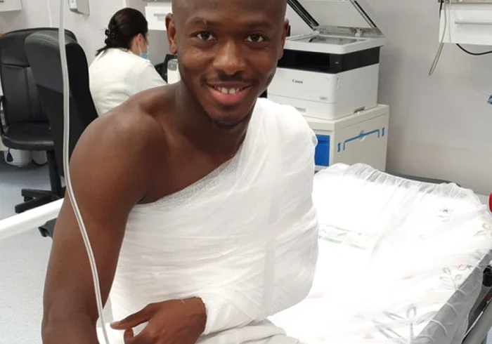 Sekou Camara a mers direct la spital (FOTO: Facebook FC Botoșani)