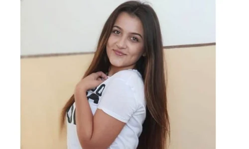 luiza melencu 1 0 jpeg