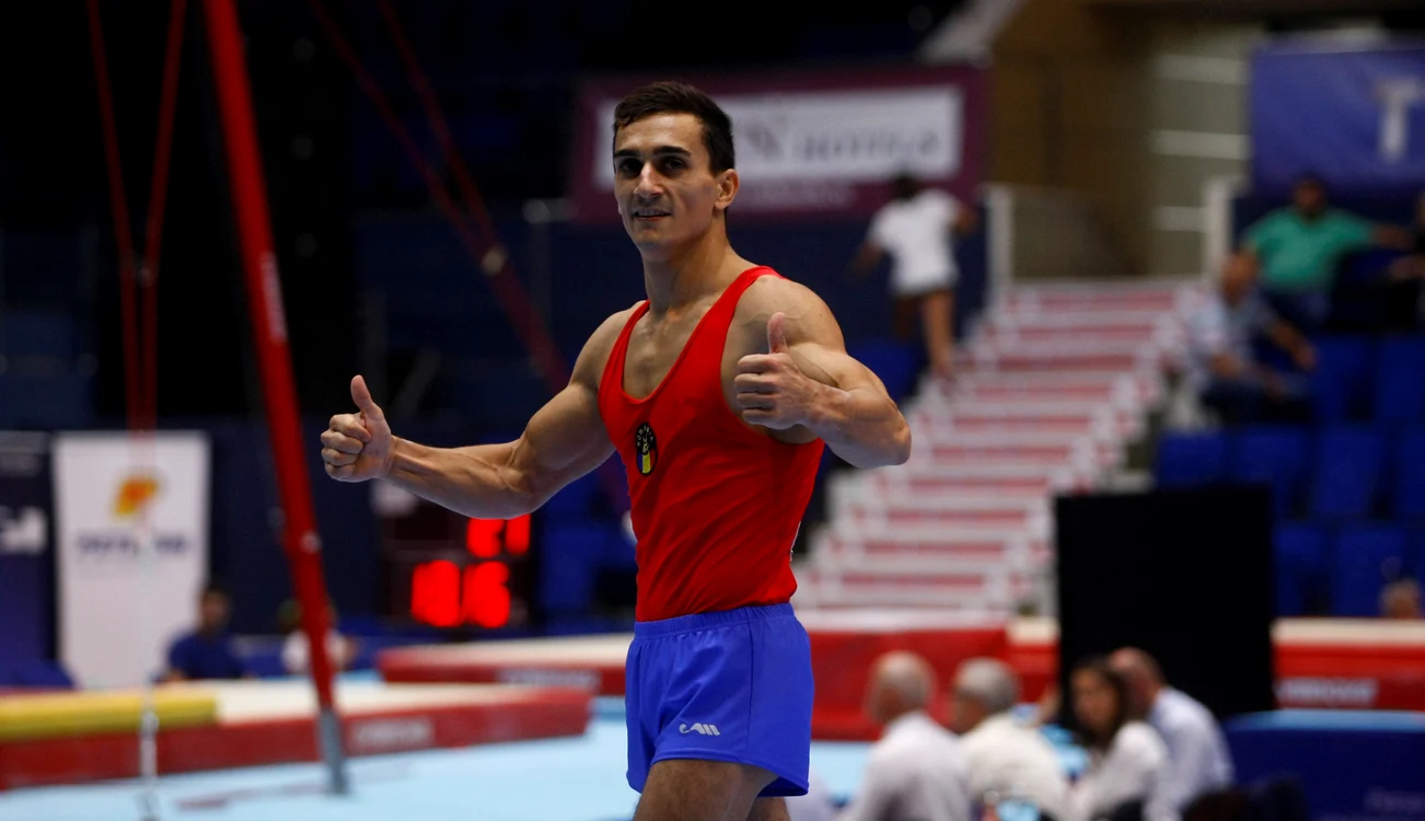 Marele campion la gimnastică, Marian Drăgulescu. Foto: Click!