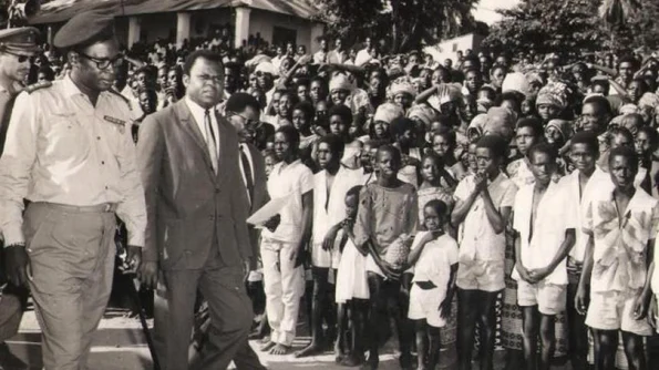 Cum i a vândut Ceauşescu lui Mobutu Sésé Seko tractoare şi televizoare româneşti jpeg