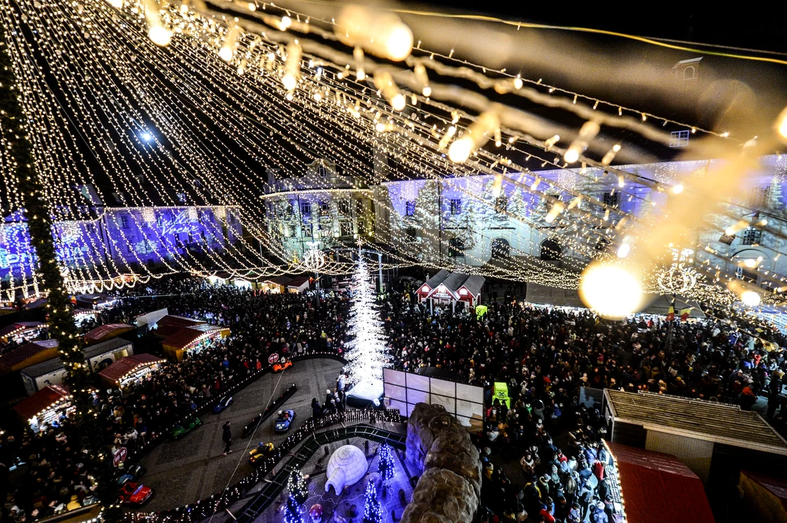 Târgul de Crăciun de la Sibiu8 este primul din România care și-a deschis porțileFoto:Focus Events