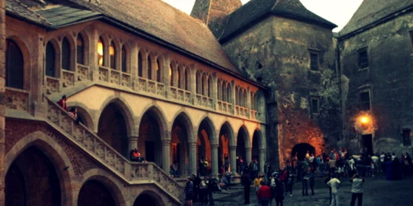 castelul corvinilor