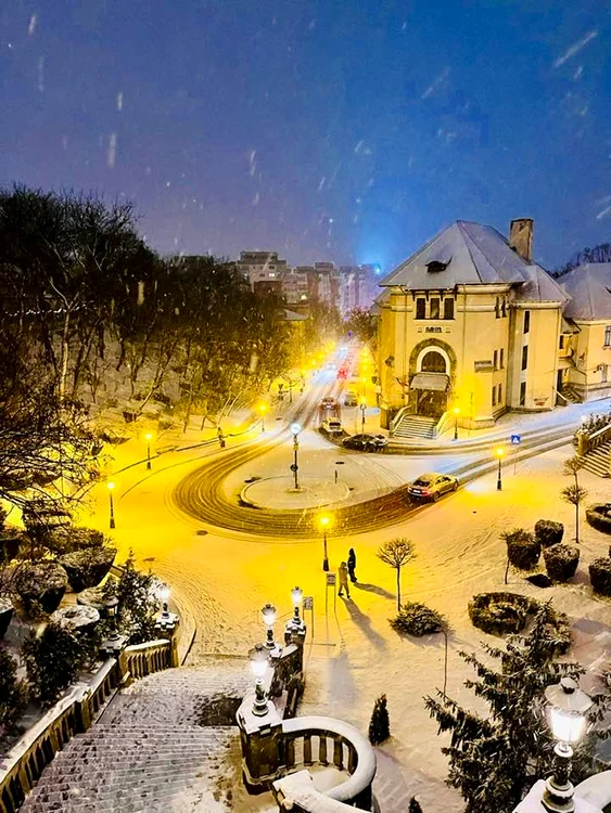 Râpa Galbenă, Iași  Foto Viorel Herdes