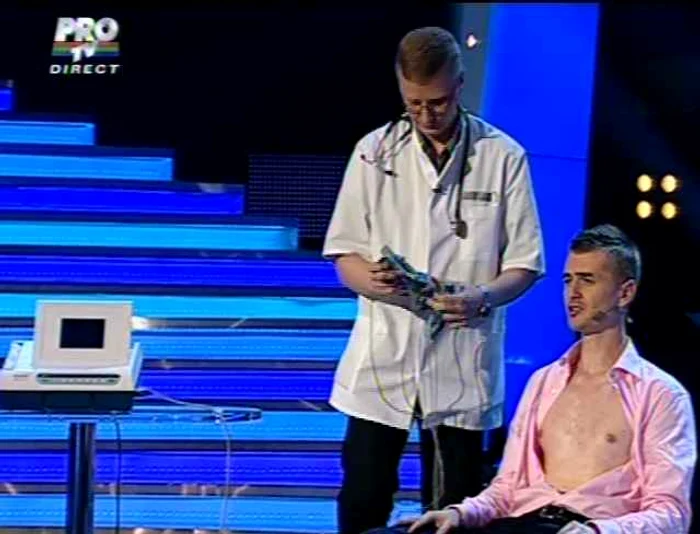 
    Cristian Gog a reuşit să-şi oprească inima, spre uimirea juriului şi a publicului.  