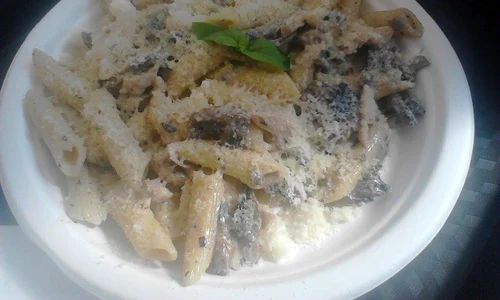 penne cu pui jpeg