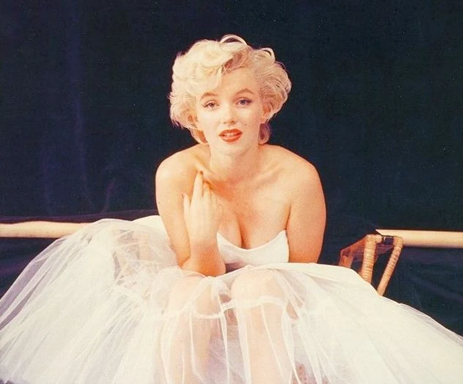 
    Fotografii cu Marilyn Monroe scoase la licitaţie  