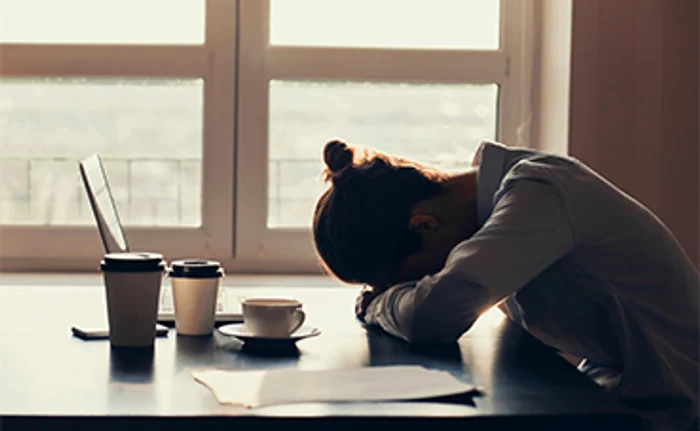 Specialiștii recomandă tuturor celor care simt primele simptome să se testeze cât mai rapid