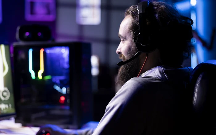 „IT-ul a scos țara din noroaie. Dacă nu era, și acum se circula prin Cluj cu trăsura”. Mesajul satiric al unui IT-ist a încins spiritele