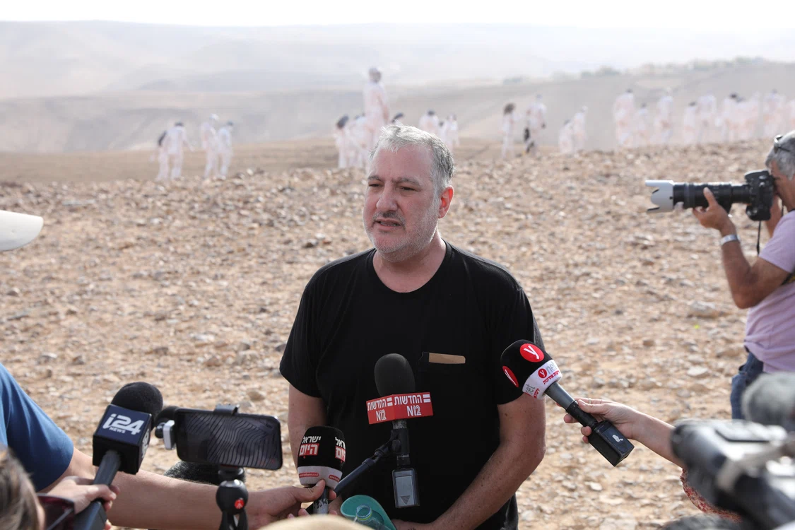 Spencer Tunick, în 2021, când a realizat o fotografie cu oameni goi, la Marea Moartă Foto EPA EFE