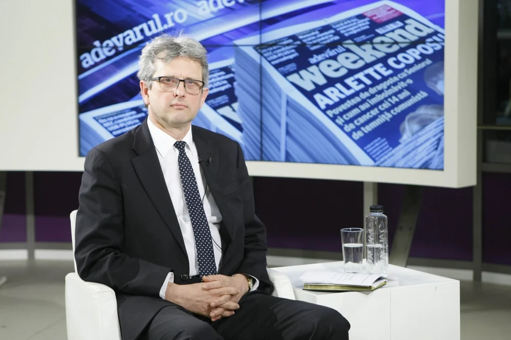 Economistul șef al BNR: „Trebuie să ne asigurăm autosuficiența în energie și alimente”. De ce pensiile nu trebuie să crească mai rapid decât salariile