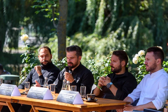 Bogdan Buta (al doilea de la stânga la dreapta) susţine că Untold va fi un model de siguranţă pentru alte festivaluri. FOTO: Nicu Cherciu