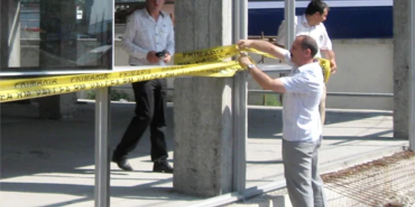 Hala industrială a Rovimet,  sigilată de executor