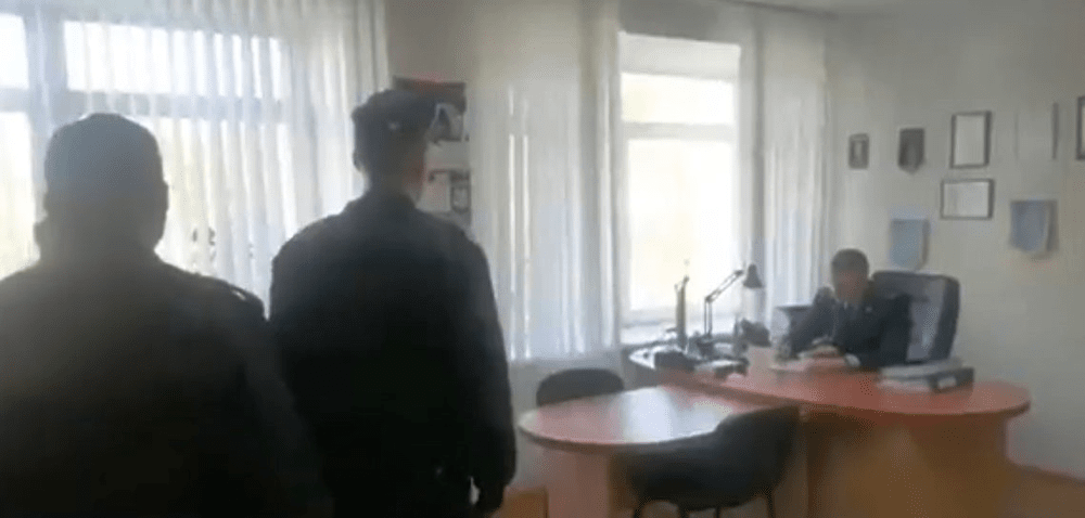 Belarus: Antreprenori încătușați își cer scuze pentru „creșterea intenționată” a prețurilor, la o zi după ce Lukașenko a decis că inflația este ilegală VIDEO