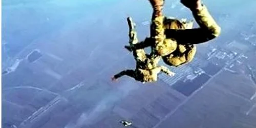 Bacău: Expoziție dedicată personalităților din aviație la Muzeul de Istorie