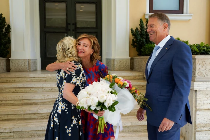 jill biden carmen iohannis 2 jpg