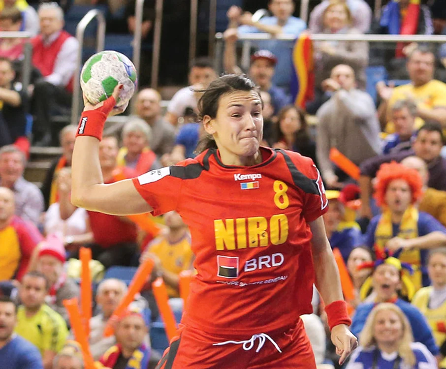 
    Cristina Neagu  