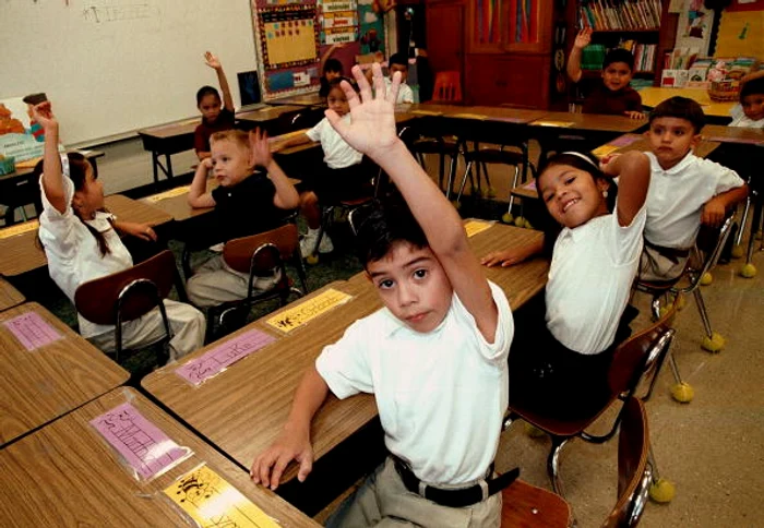 
    Din toamnă, elevii francezi vor fi învățați cum să supraviețuiască în cazul unui atac teroristFoto Getty  