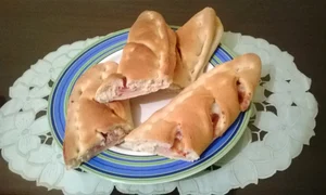 fougassa cu sunca si branza jpeg