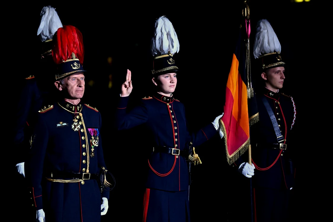 Printesa Elisabeta a Belgiei a depus juramantul militar in fata tatalui sau, Regele Philippe al Belgiei Casa Regala belgiana (1) jpg