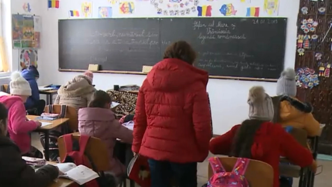 Elevii au petrecut multe ore în frig la şcoală