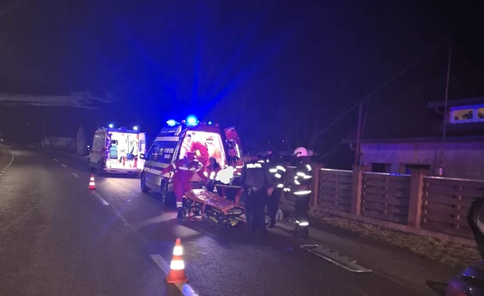 Şoferul nu a mai putut fi resuscitat. Foto ISU