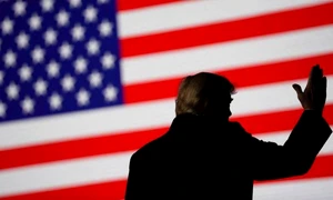 trump drapel steag american sua 