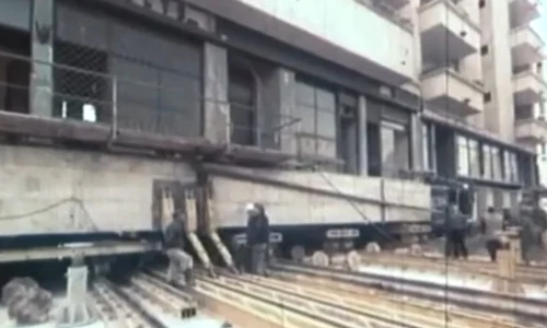 Un proiect ambițios în Bucureștiul anului 1983: mutarea unui bloc întreg, cu tot cu locatari / VIDEO  jpeg