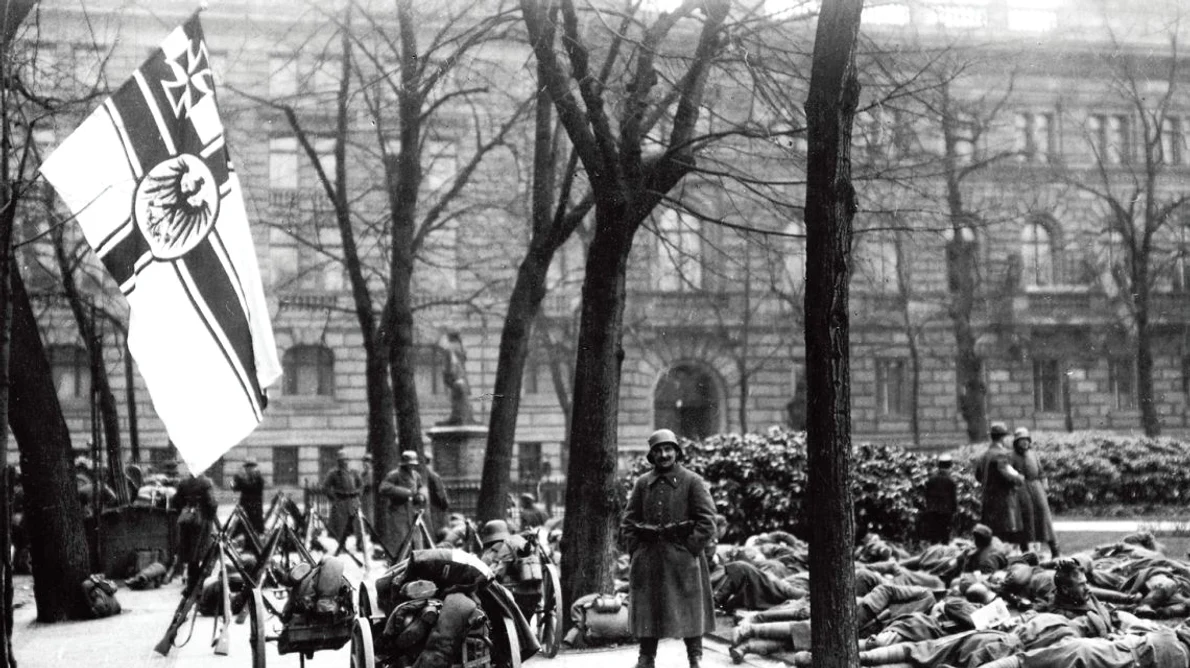 Republica de la Weimar  De ce a eșuat democrația germană interbelică  jpeg