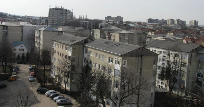 Apartamentele vechi au aproape acelaşi preţ ca cele noi