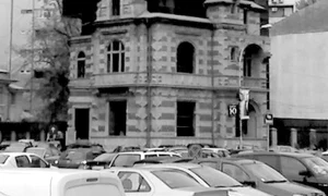 Arhitectura cărei memorii? jpeg