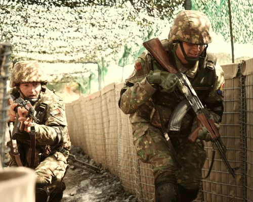 Soldati romani exercitiu nato Ministerul Apararii Nationale, Romania jpg