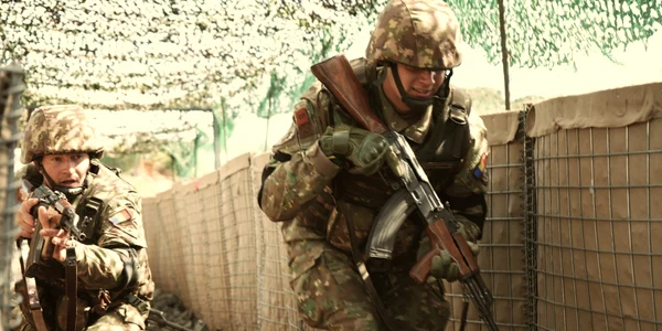 Soldati romani exercitiu nato Ministerul Apararii Nationale, Romania jpg