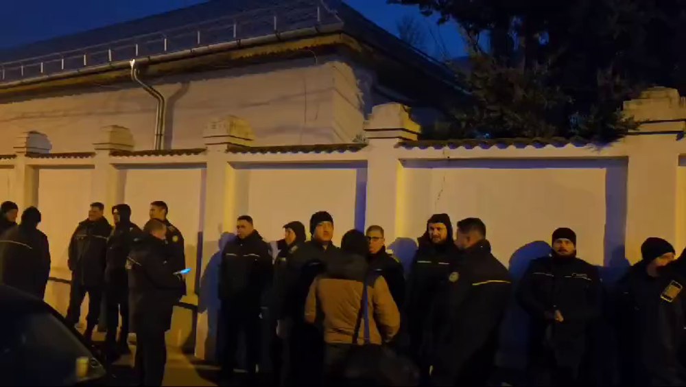 Polițiștii din penitenciare atrag atenția că sistemul se poate bloca. „Funcționează pentru că oamenii prestează muncă suplimentară”    