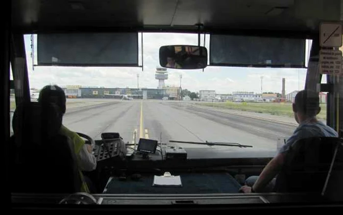 Pista de decolare-aterizare al aeroportului din Timişoara a fost reabilitată