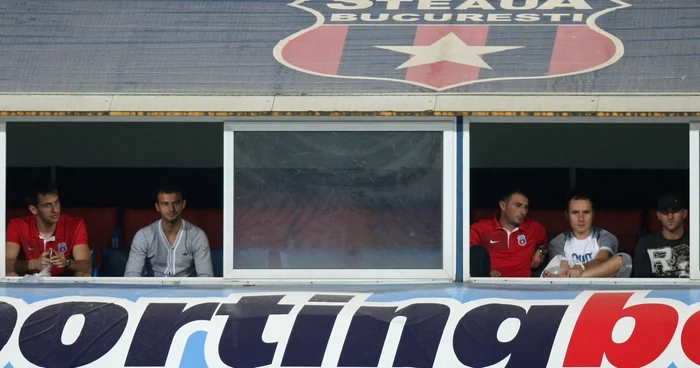 FOTBAL: Stancu şi Onicaş nu au făcut deplasarea la Istanbul