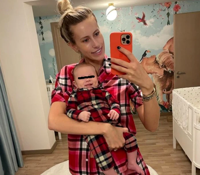 Băiețelul lui Dani Oțil și al Gabrielei Prisăcariu a împlinit 3 luniFoto: Arhivă personală