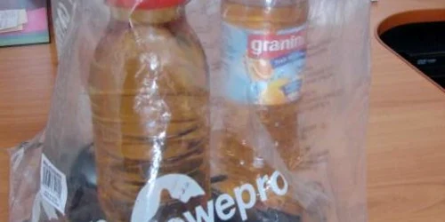 Telefoanele şi alcoolul au fost confiscate de poliţişti