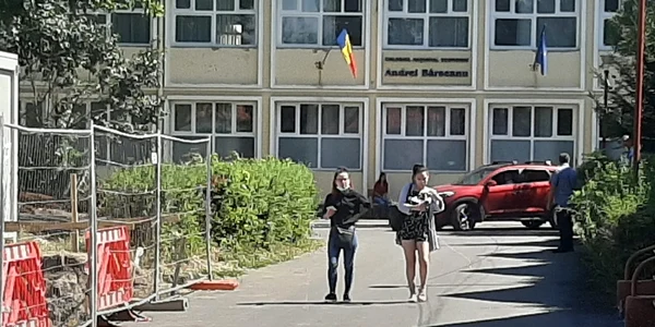 A început a doua sesiune a Bacalaureatului 2021 FOTO Ioan Buciumar