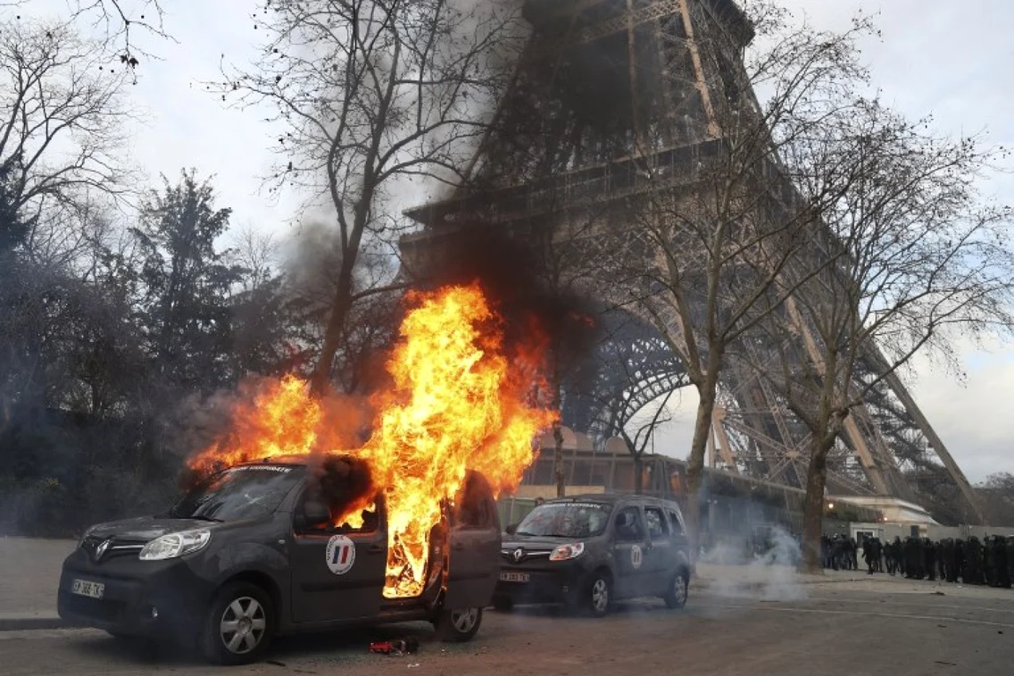 proteste veste galbene - saptamana 13 in paris. foto afp