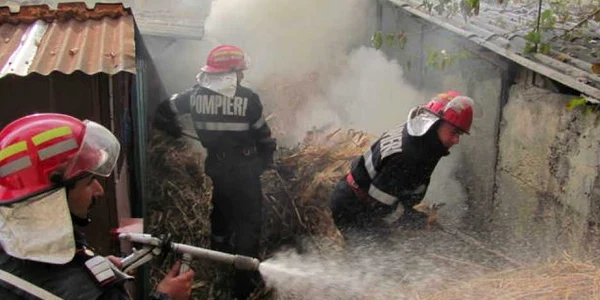Pompierii au intervenit cu promptitudine