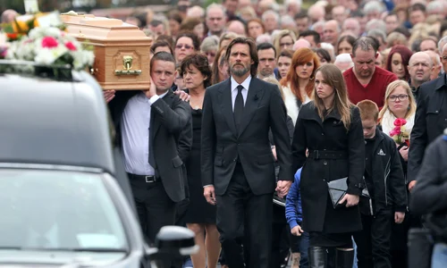 jim carrey hepta 2172378 jpeg